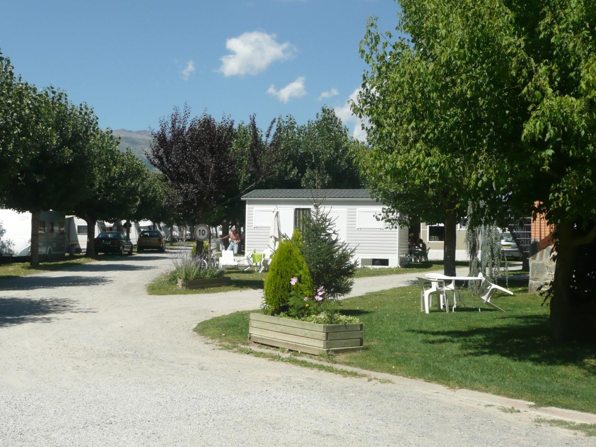 Hotel Camping Mas Piques Bourg-Madame Esterno foto